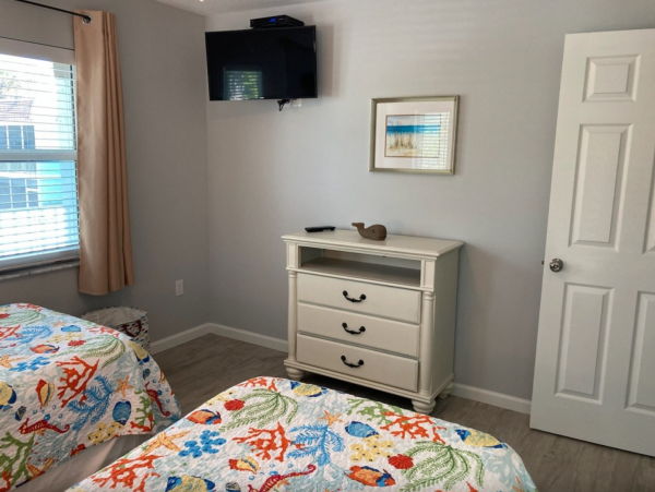 Holmes Beach 2 Bedroom Vacation Condo for Rent